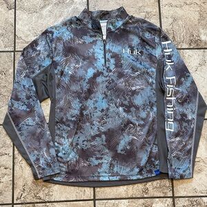 Huk blue/gray 3/4 zip fishing shirt